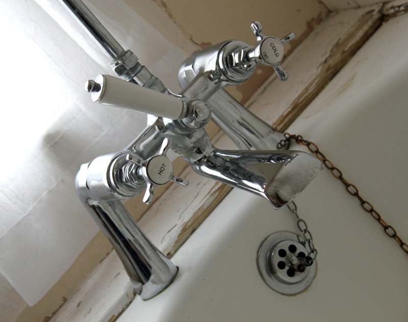 Shower Installation Copthorne, Maidenbower, RH10